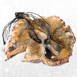 Moon Necklace, Hecate Jewelry, Gothic Moon, Witchy Choker, Celestial Pendant